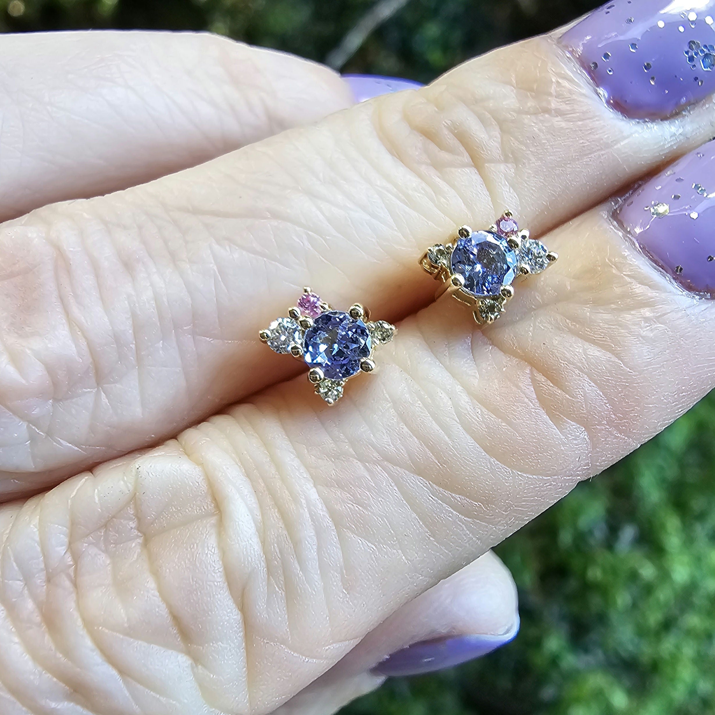 Nirea Studs with Tanzanite