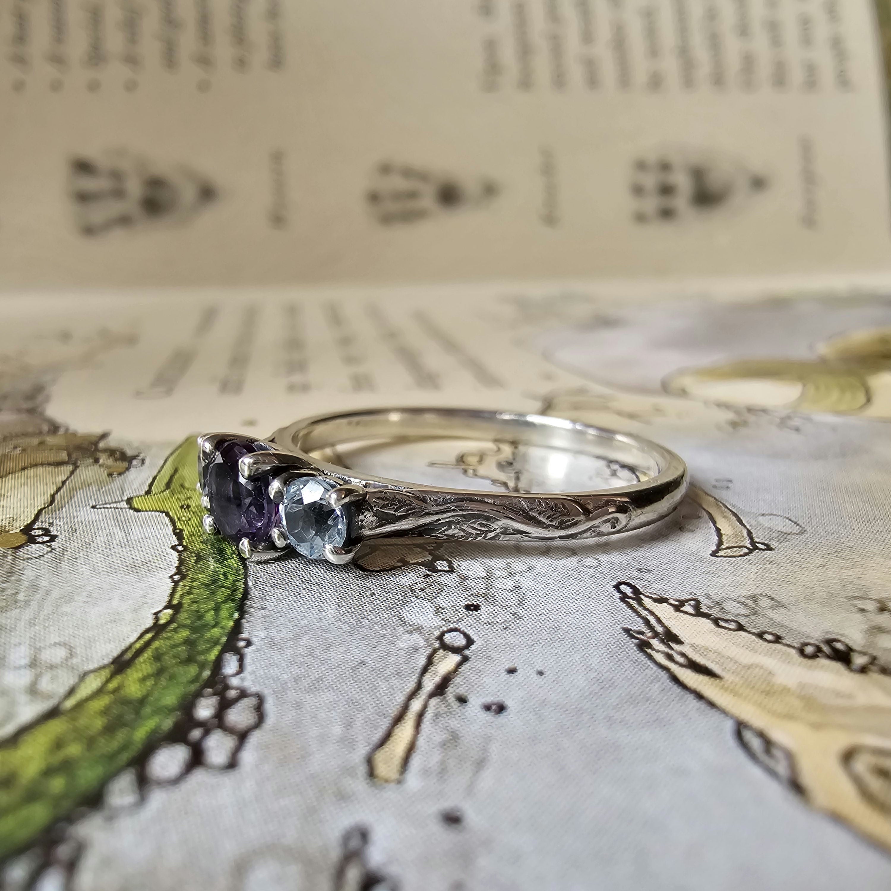 Melitele Spring Ring