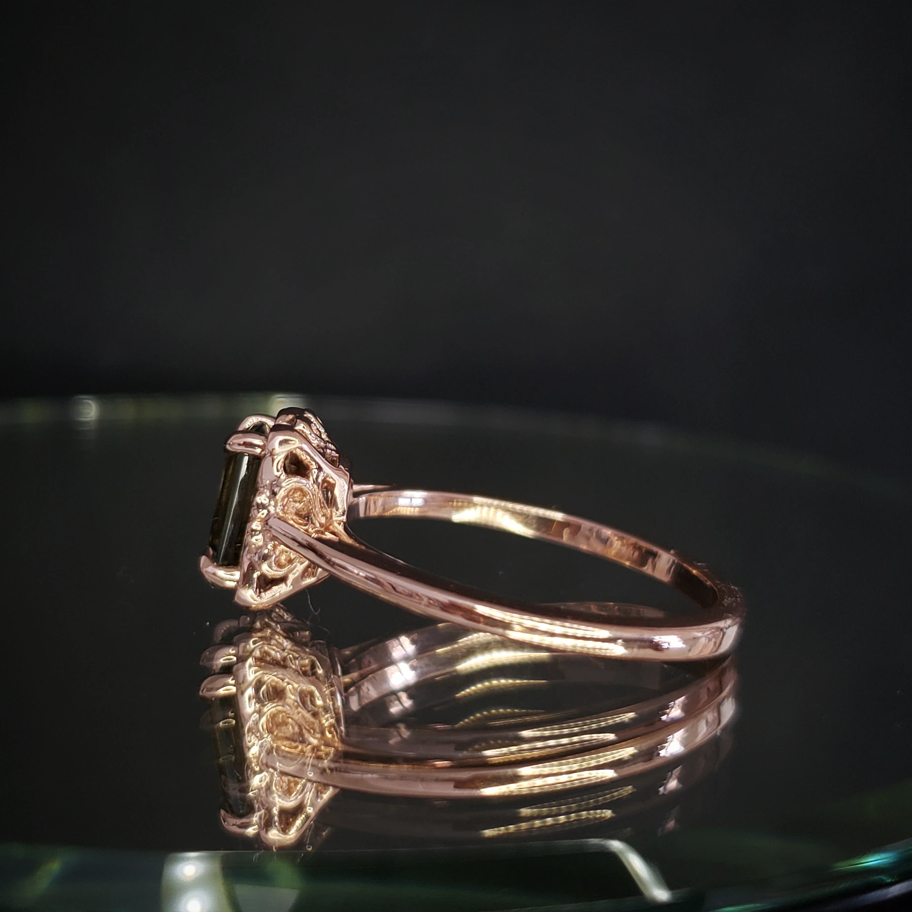 Kynareth Ring with Sage Zircon