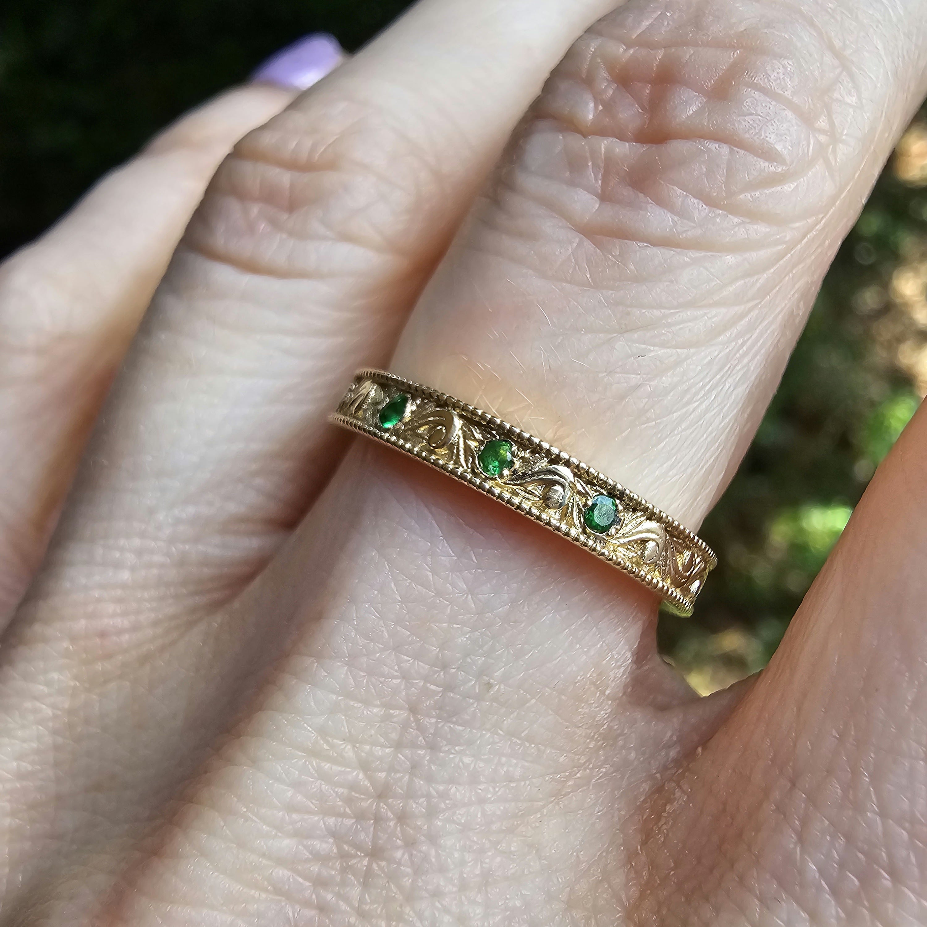 Scrolls Ring with 5 Gemstones