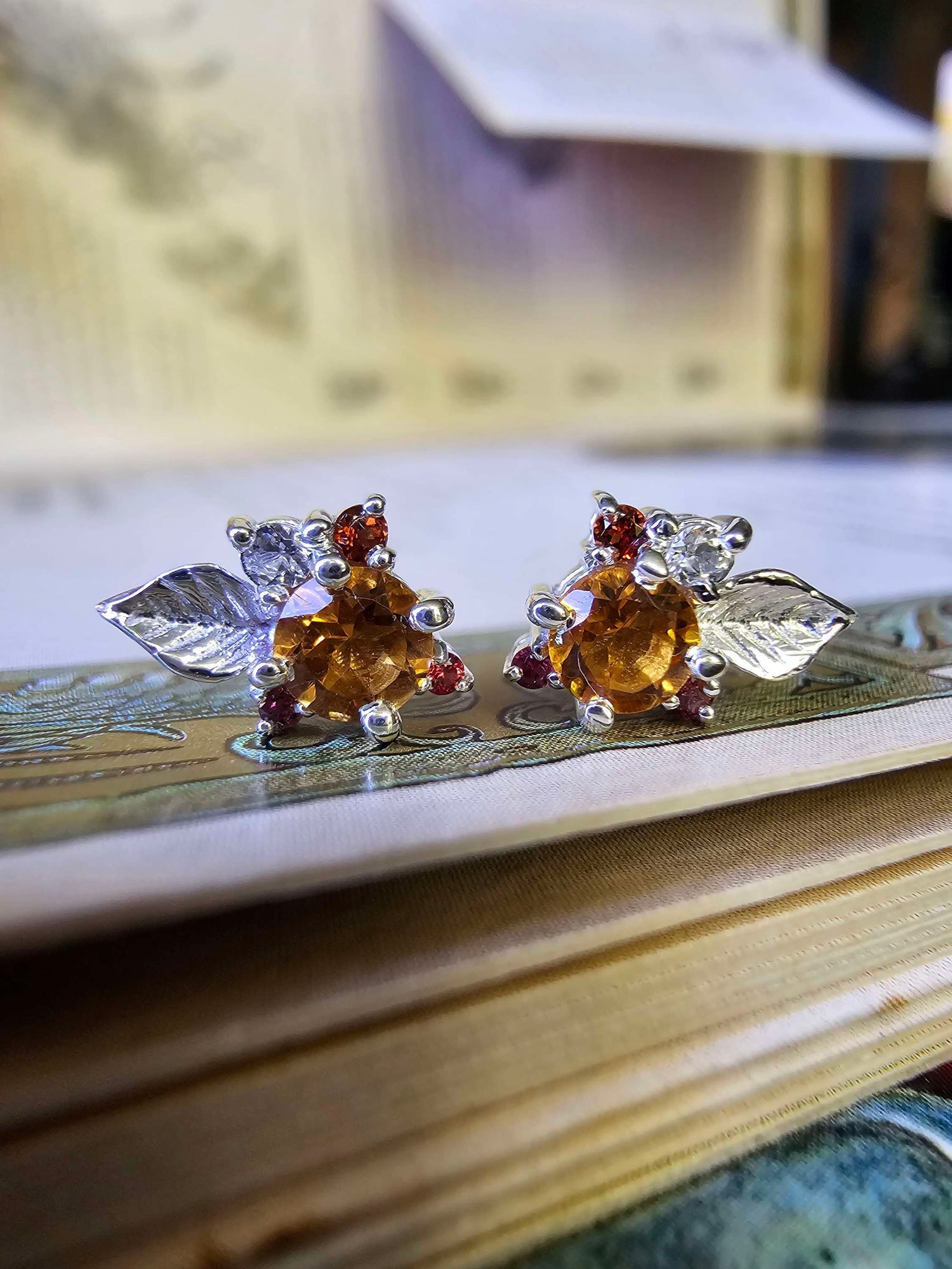Nirea Earrings - Citrine