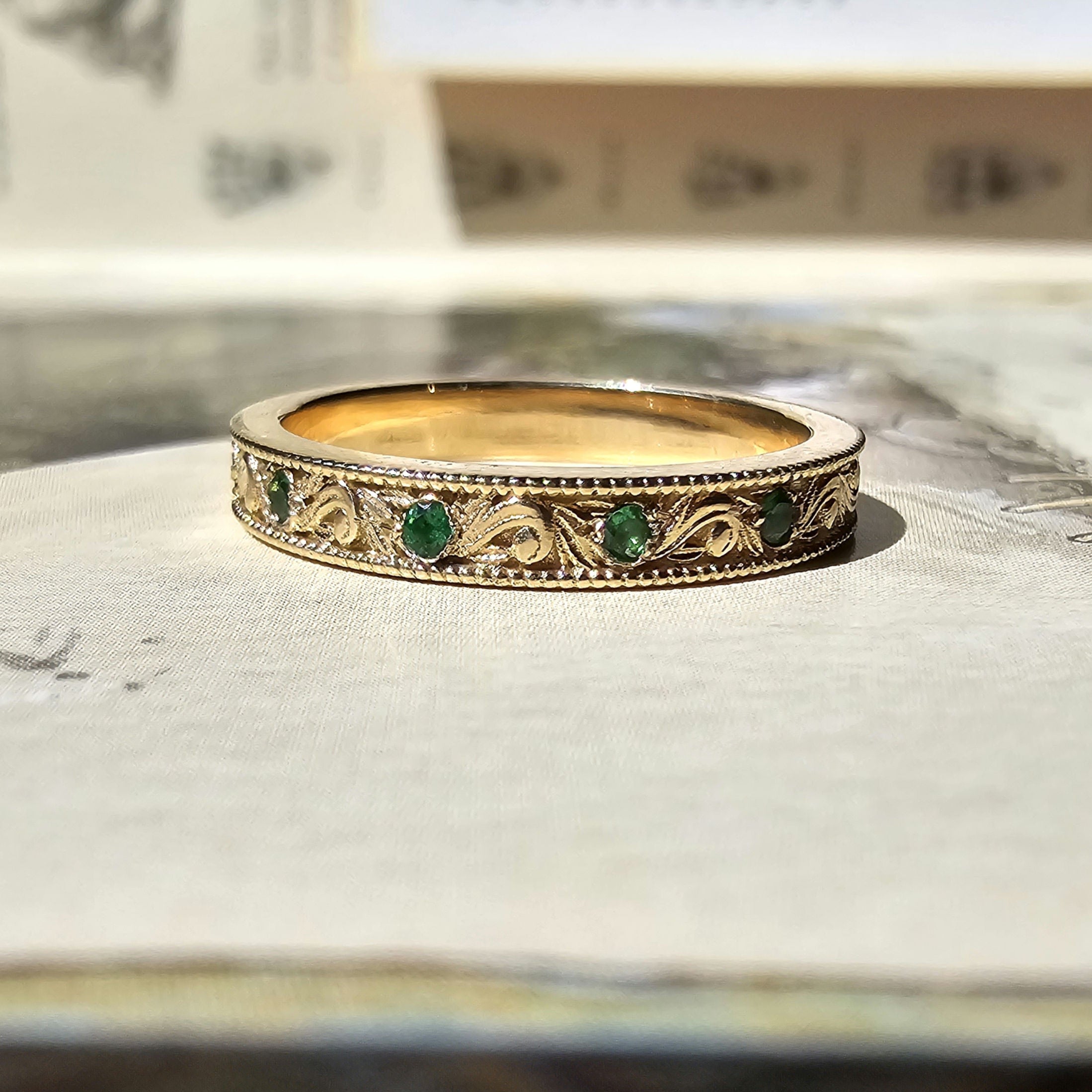 Scrolls Ring with 5 Gemstones