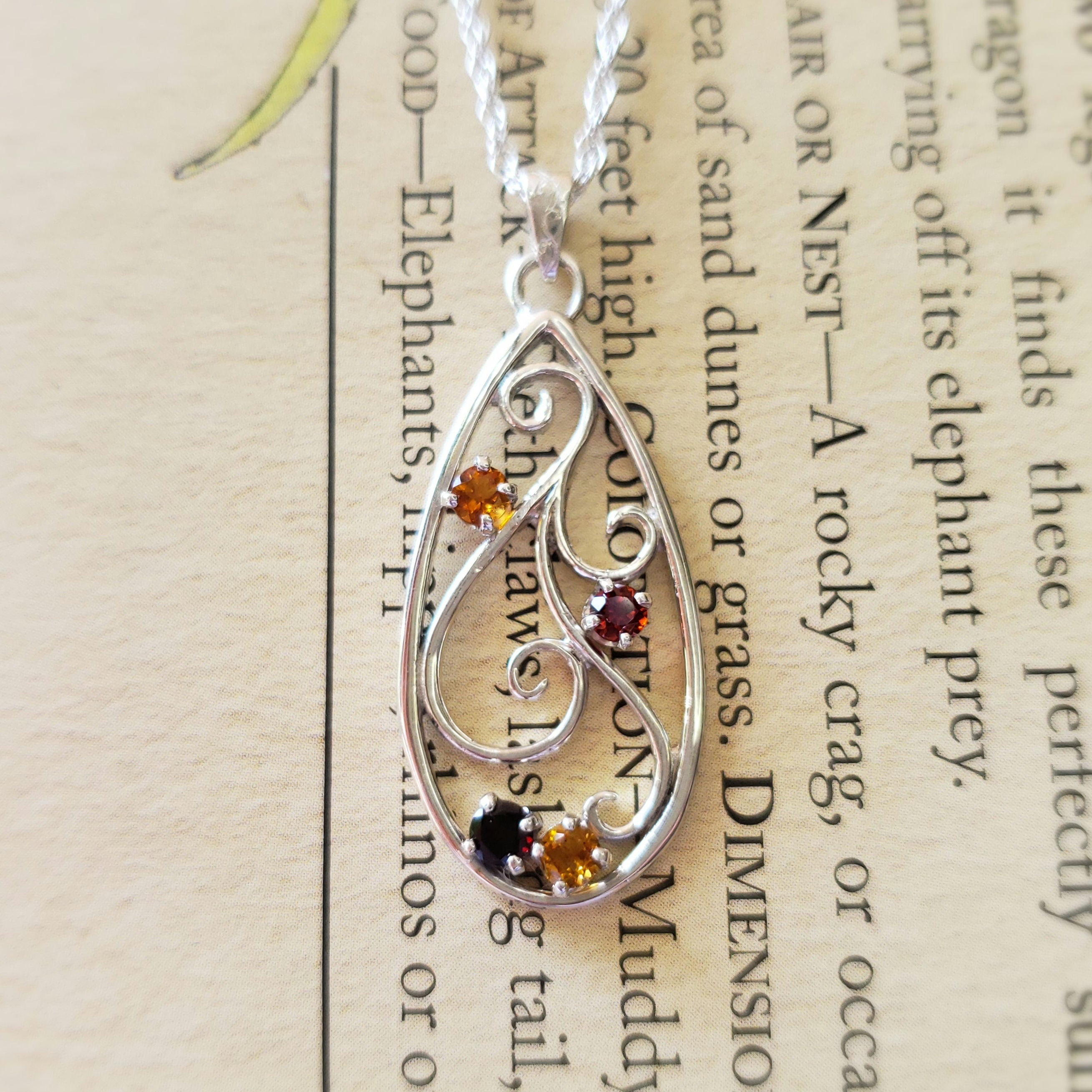 Aisling Filigree Pendant - Autumn