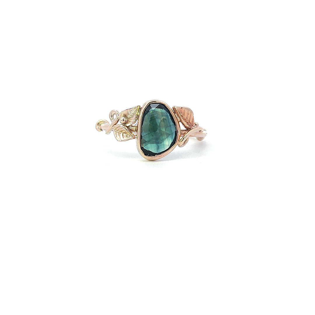 Tissaia Ring with Sapphire