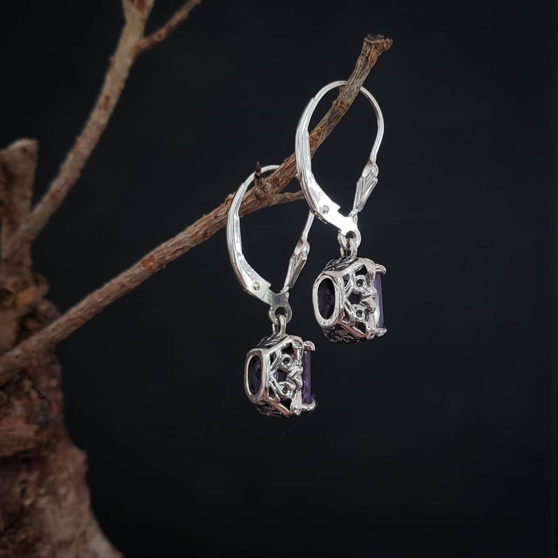 Kynareth Earrings with Amethyst