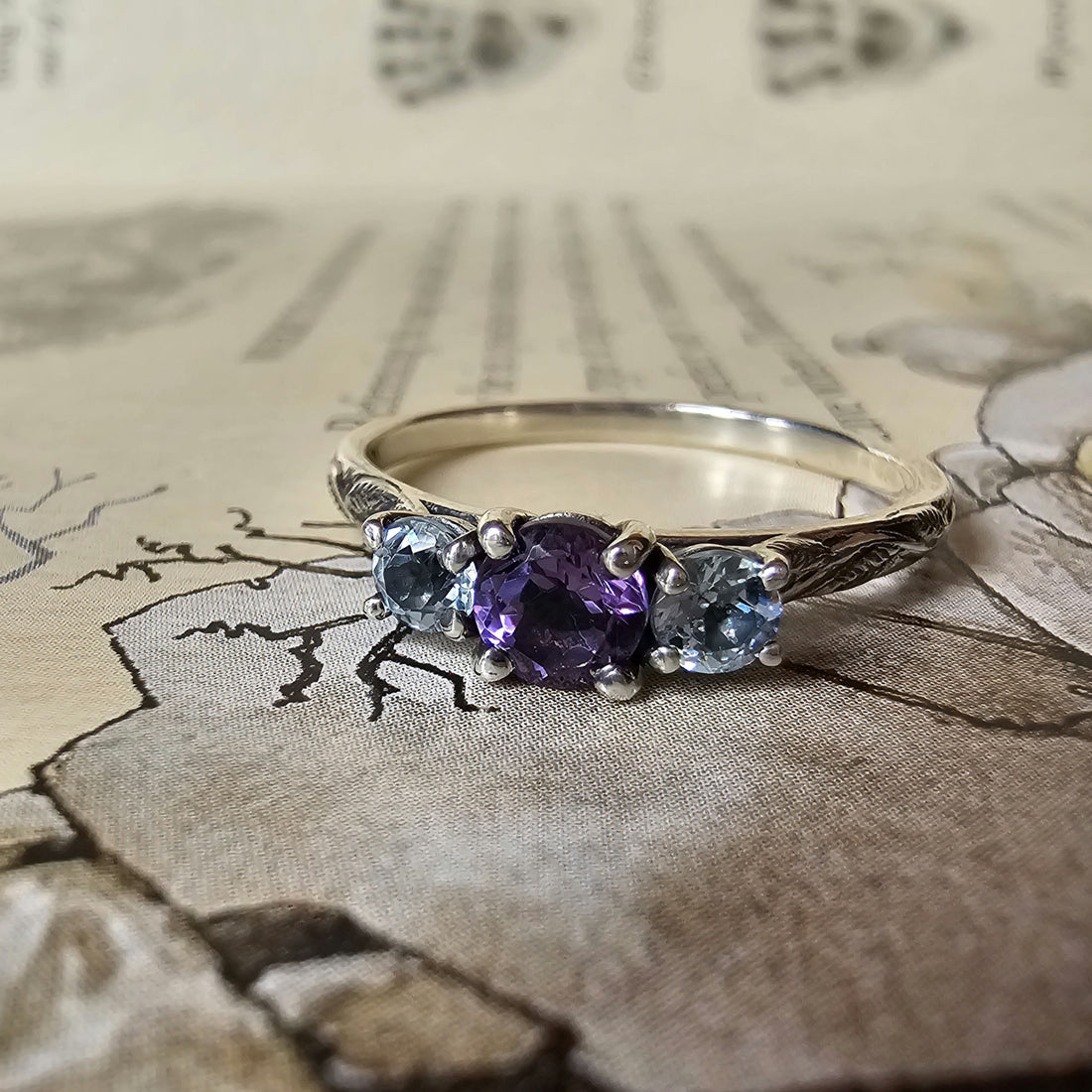 Melitele Spring Ring