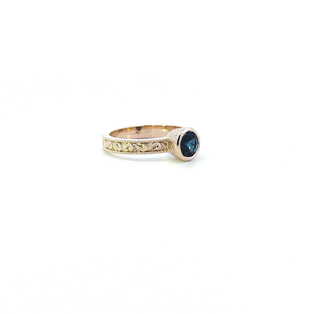 Nivenor Ring with Sapphire