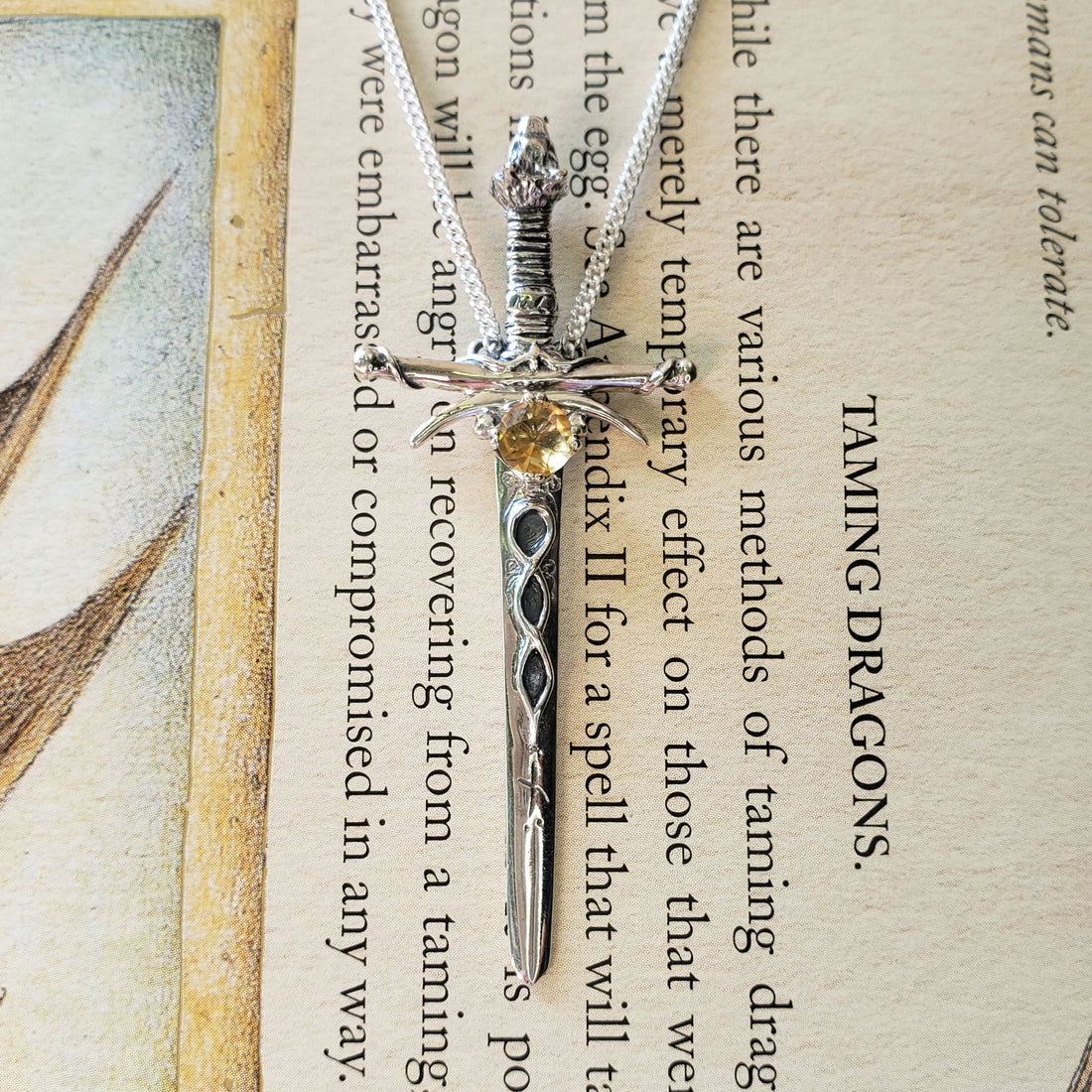 Runic Necklace of Energy