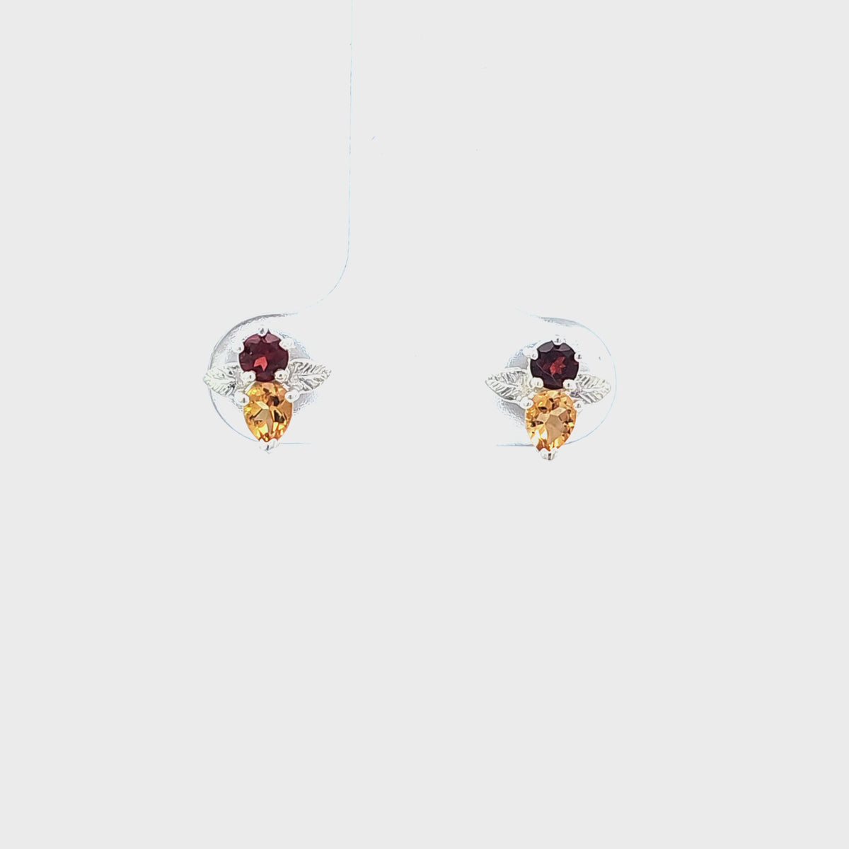 Beelicious Earrings Relic