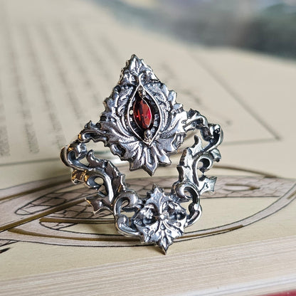 Mortis Ornamentum Ring
