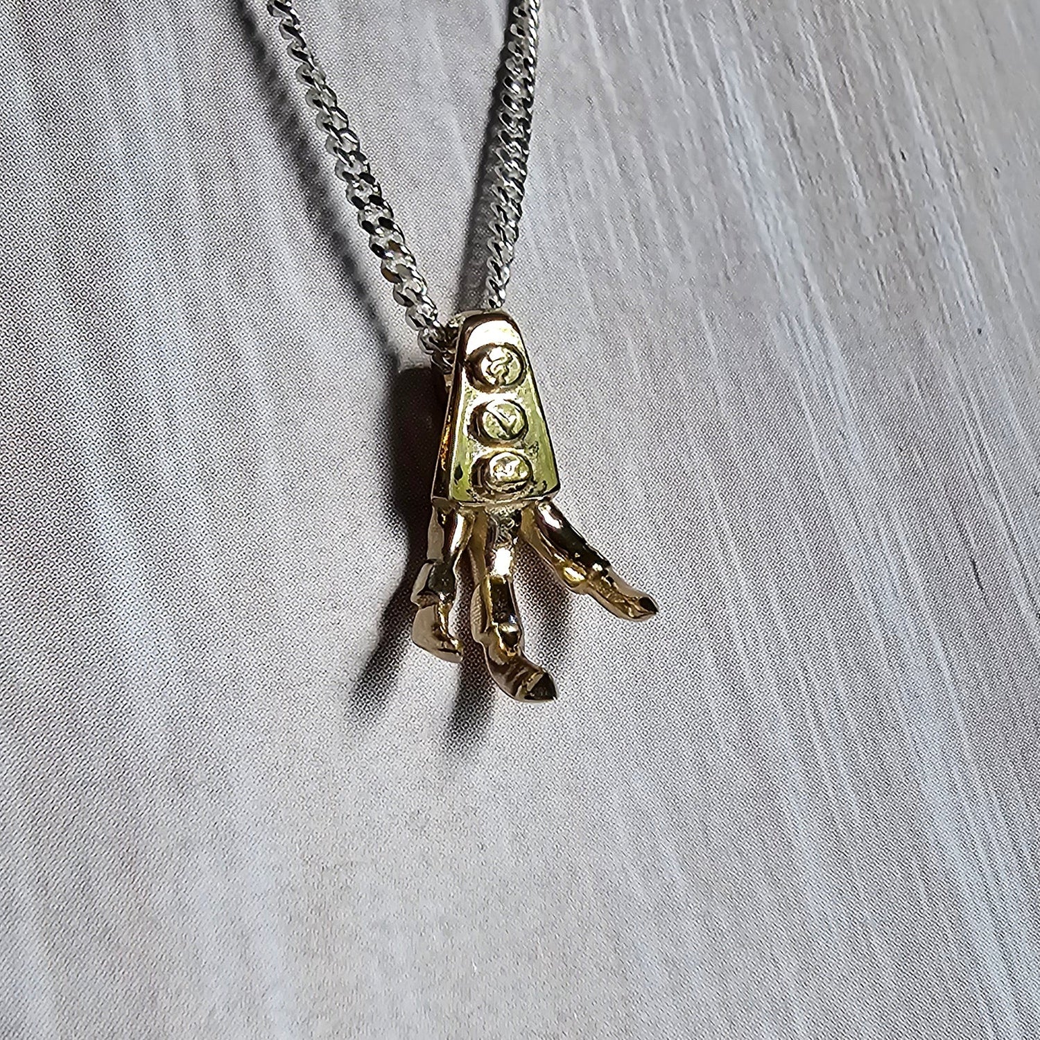 Claw Pendant