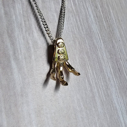 Claw Pendant