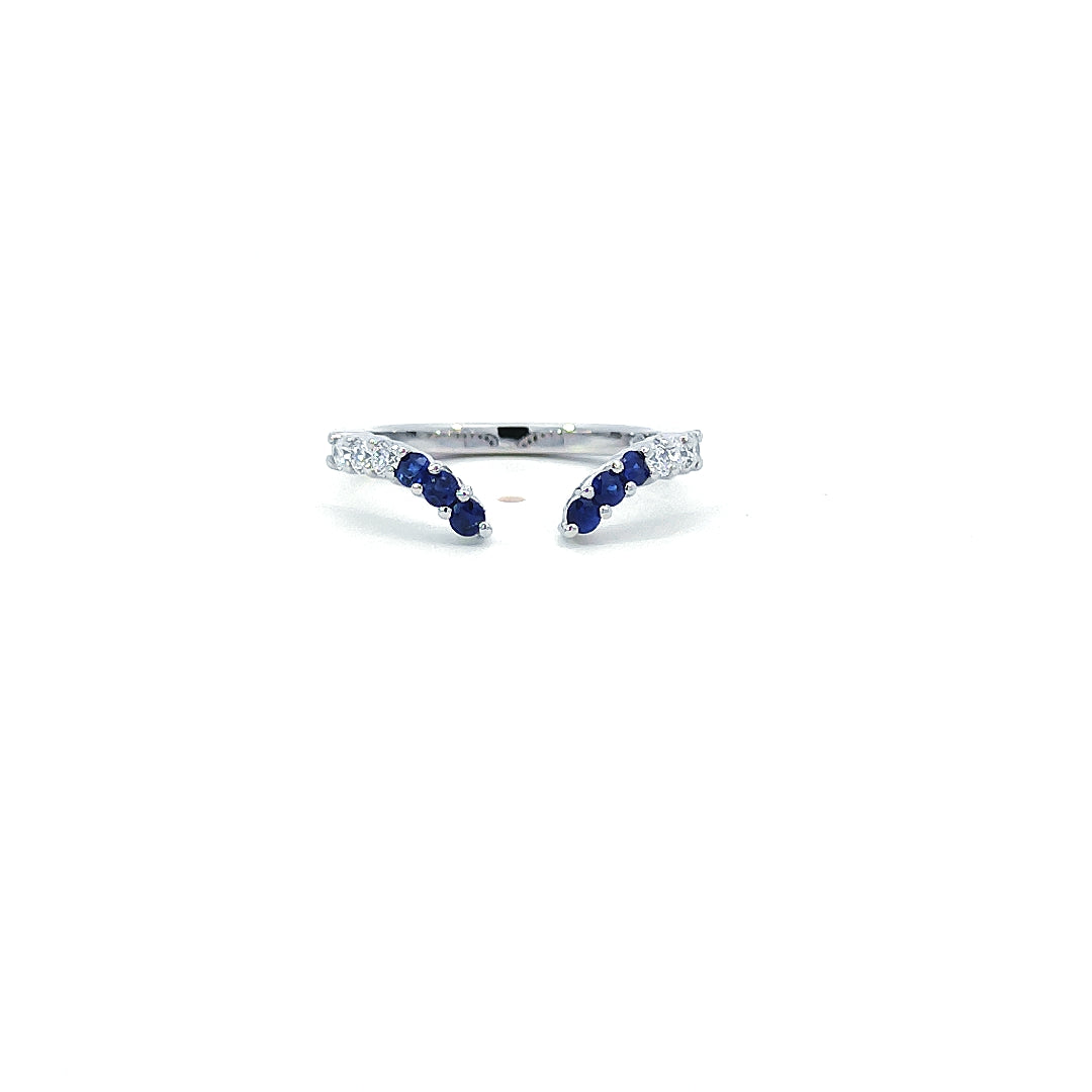 Open V-Shaped Ring