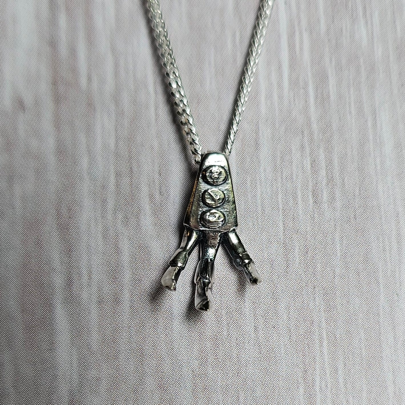 Claw Pendant
